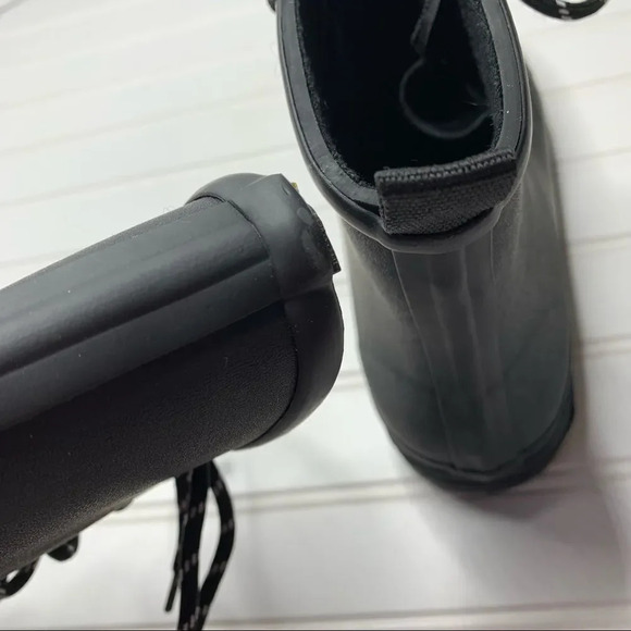 Madewell The Lace-Up Lugsole Rain Boot - Picture 10 of 11